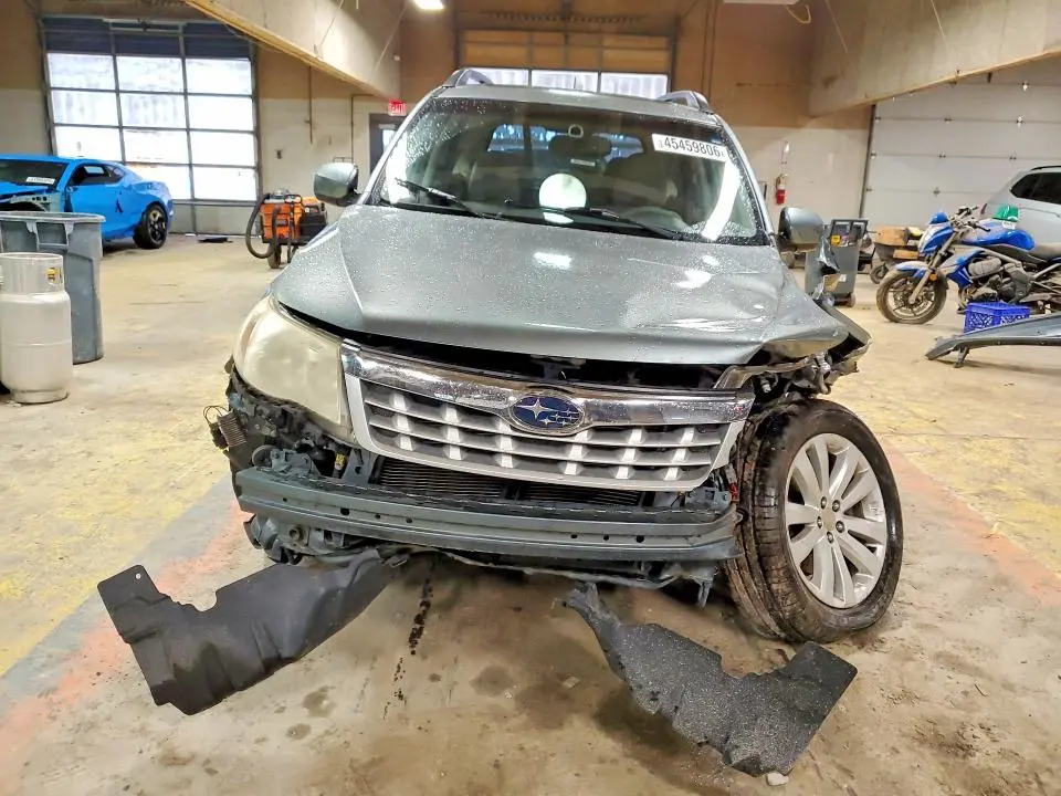 2011 SUBARU FORESTER 2.5X PREMIUM  