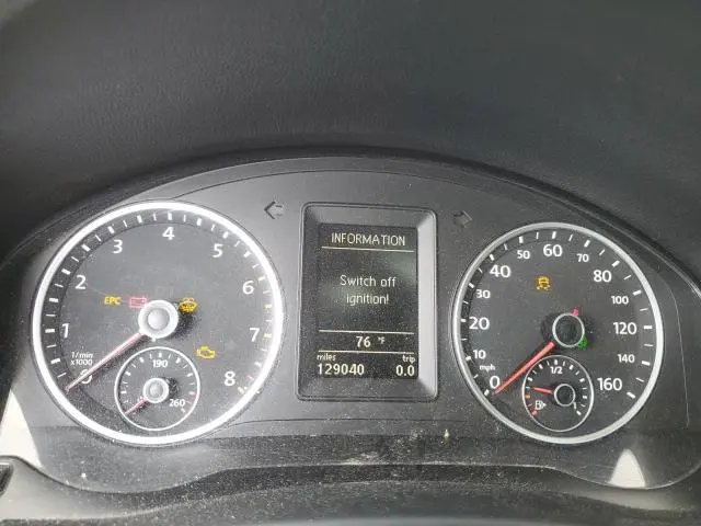 2011 VOLKSWAGEN TIGUAN S  