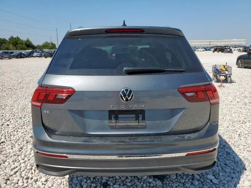 2022 VOLKSWAGEN TIGUAN SE  
