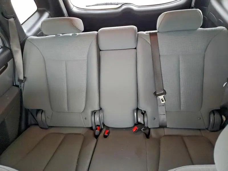 2011 HYUNDAI SANTA FE GLS  