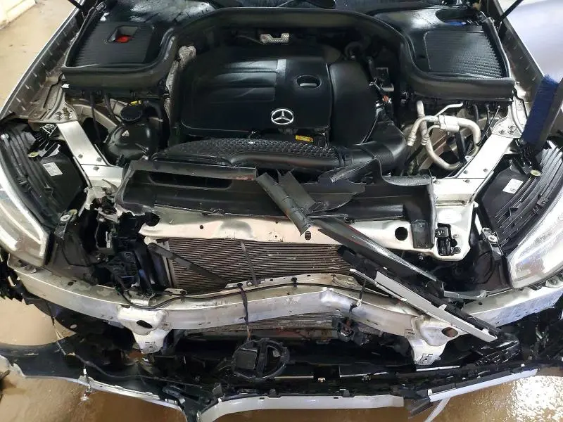 2021 MERCEDES-BENZ GLC 300 4MATIC  