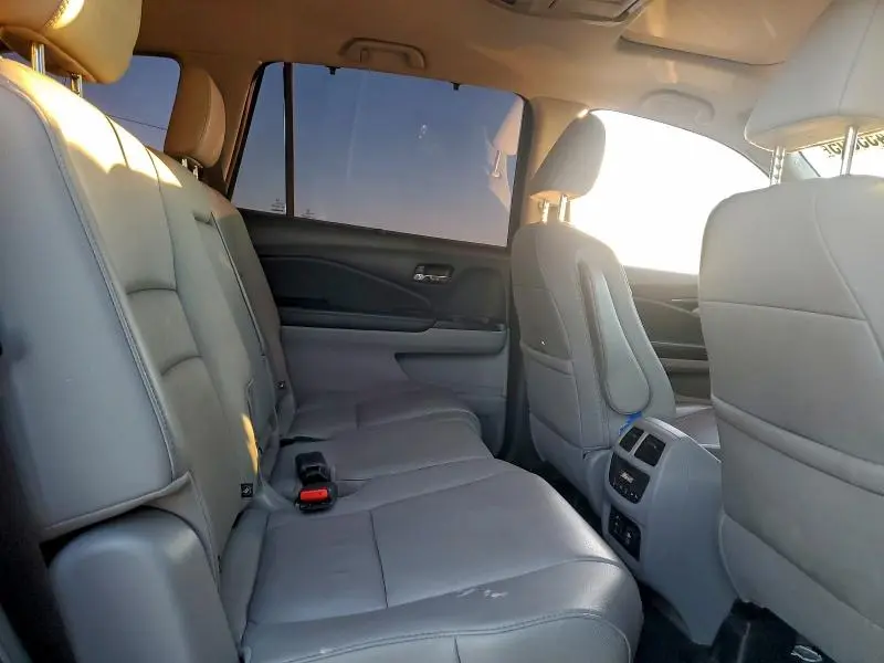 2018 HONDA PILOT TOURING  