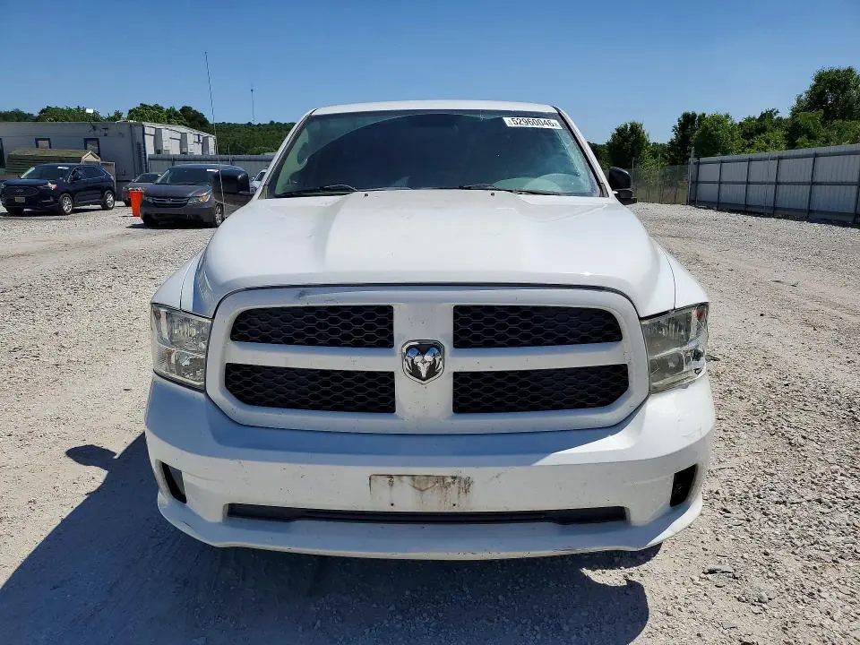 2014 RAM 1500 ST  