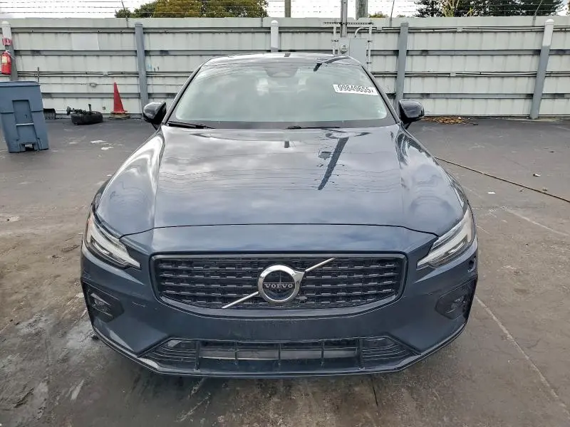 2024 VOLVO S60 CORE  