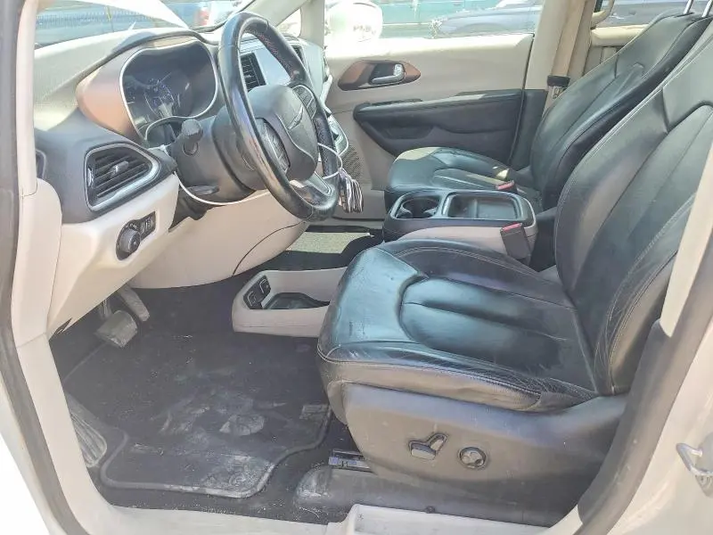 2017 CHRYSLER PACIFICA TOURING L  