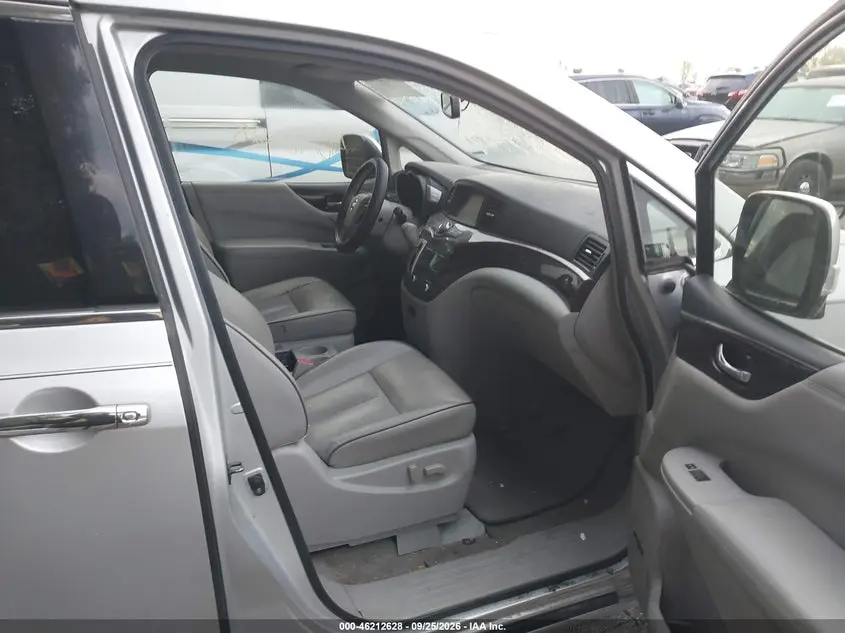 2015 NISSAN QUEST PLATINUM