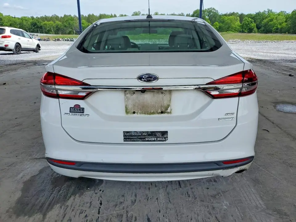 2017 FORD FUSION SE  