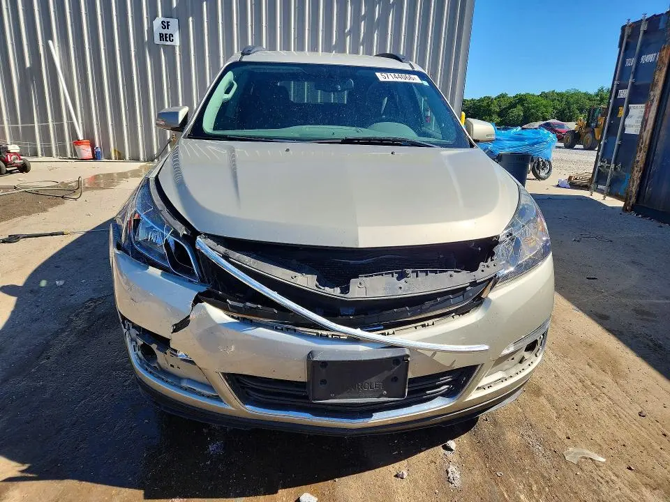 2014 CHEVROLET TRAVERSE LT  