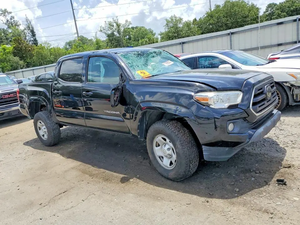 2019 TOYOTA TACOMA SR5  