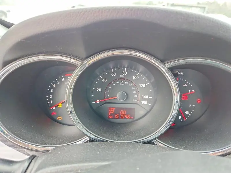 2011 KIA SORENTO BASE  