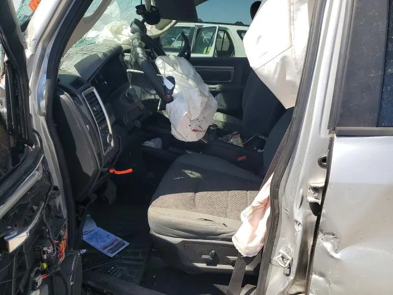 2014 RAM 1500 SLT  