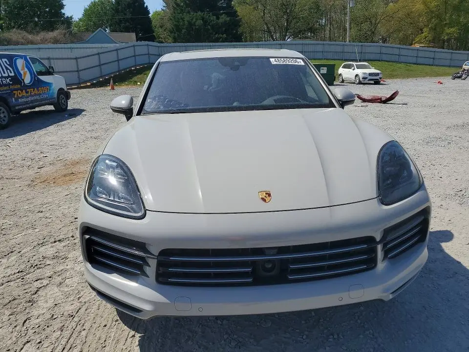 2021 PORSCHE CAYENNE   