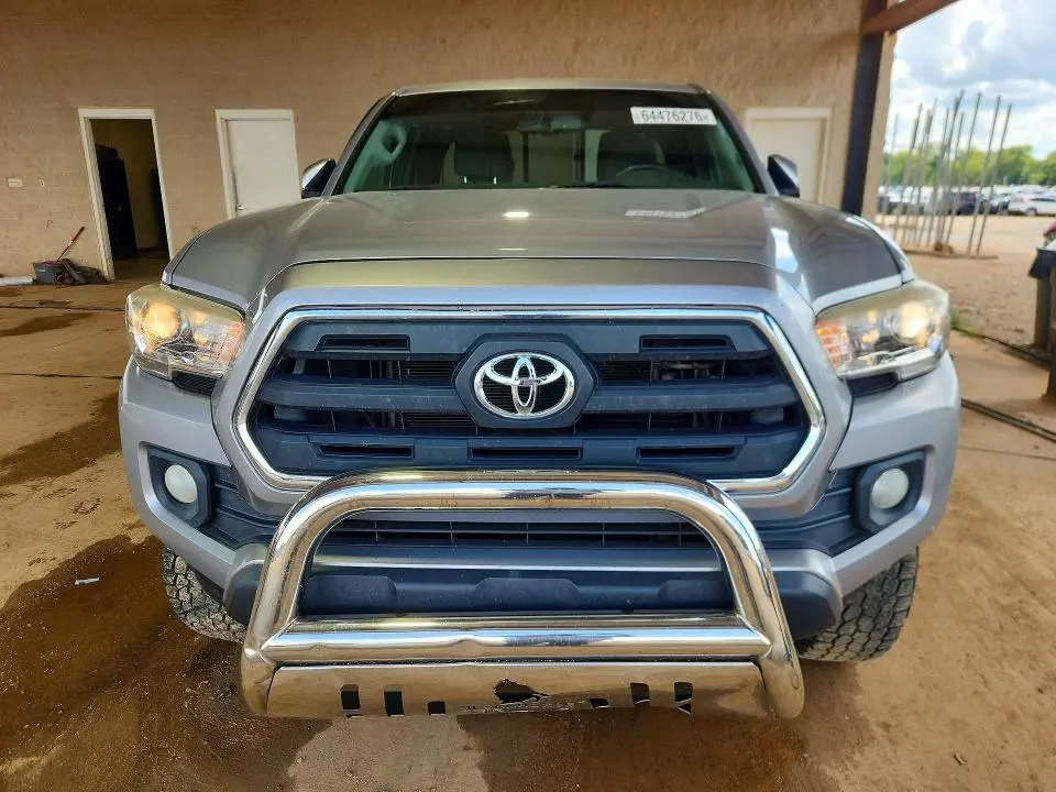2017 TOYOTA TACOMA SR5 V6  