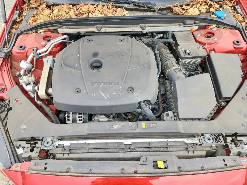 2019 VOLVO S60 T6 MOMENTUM  