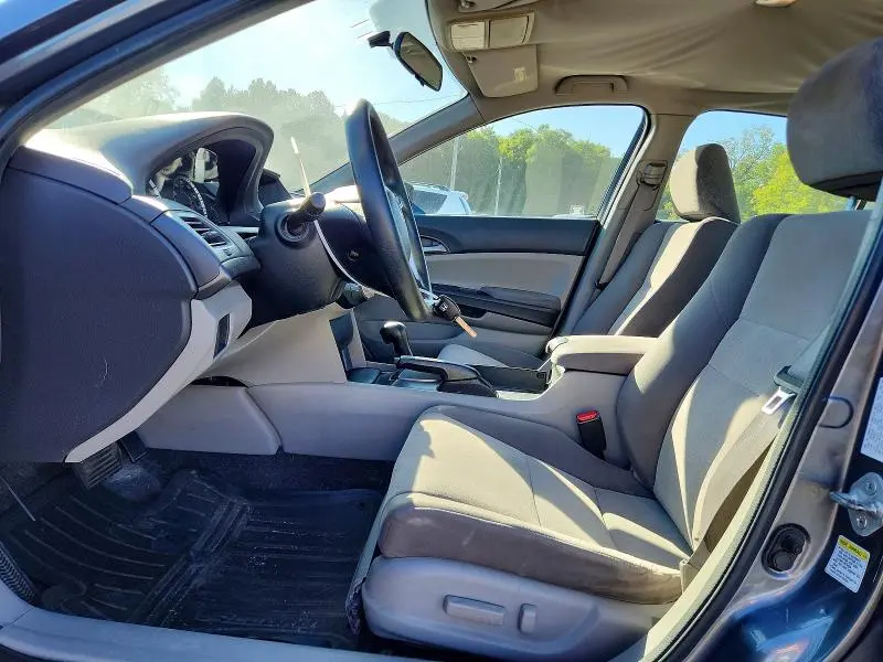 2010 HONDA ACCORD LXP  