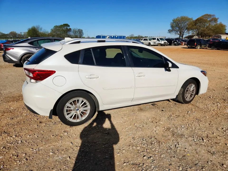2017 SUBARU IMPREZA PREMIUM PLUS  
