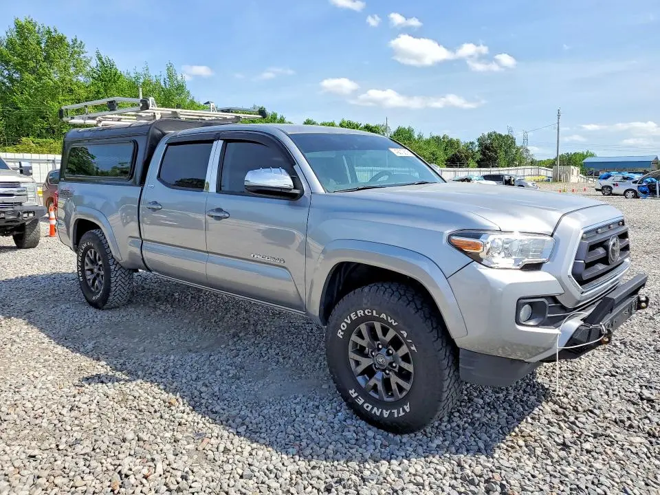 2021 TOYOTA TACOMA SR5 V6  