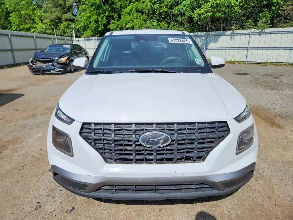2023 HYUNDAI VENUE SE  
