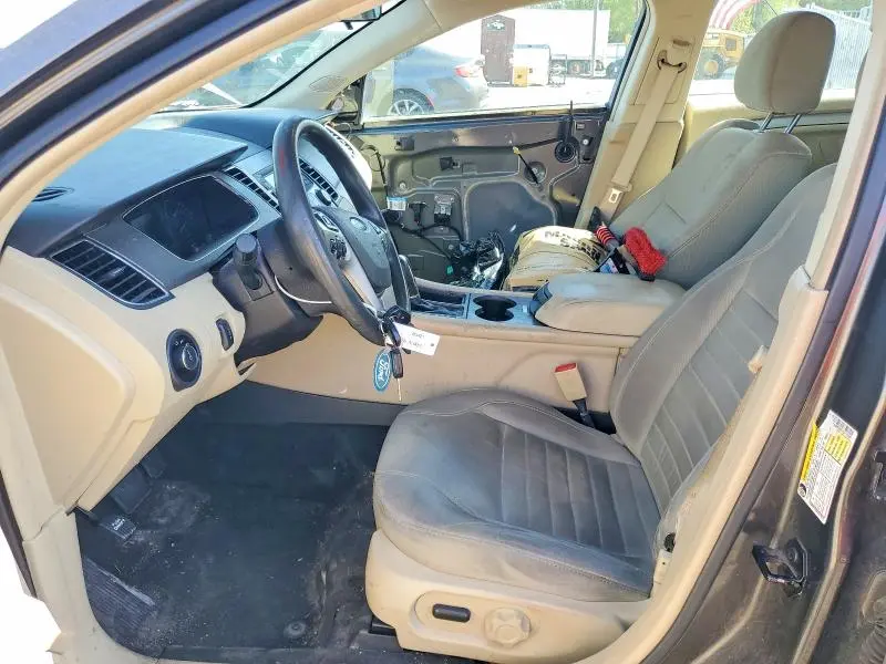 2016 FORD TAURUS SE  