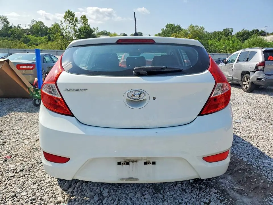 2014 HYUNDAI ACCENT GS  