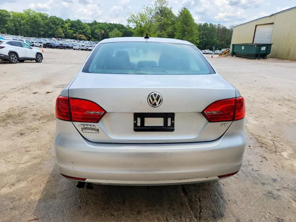 2014 VOLKSWAGEN JETTA SE  