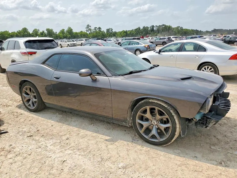 2017 DODGE CHALLENGER SXT  