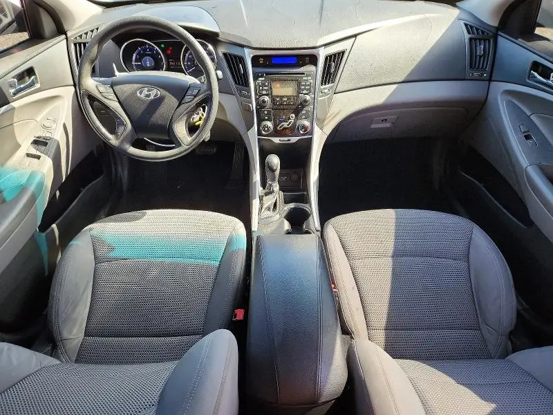 2011 HYUNDAI SONATA GLS  