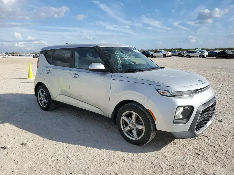 2020 KIA SOUL LX  