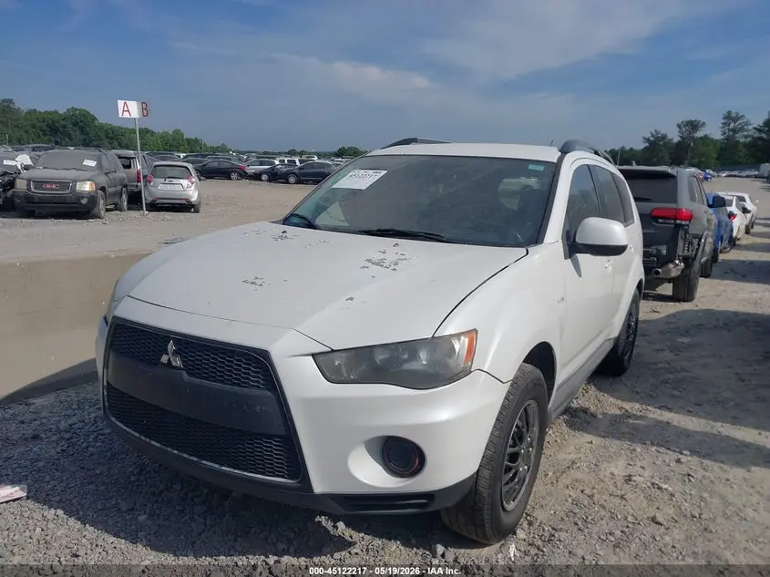 2012 MITSUBISHI OUTLANDER ES