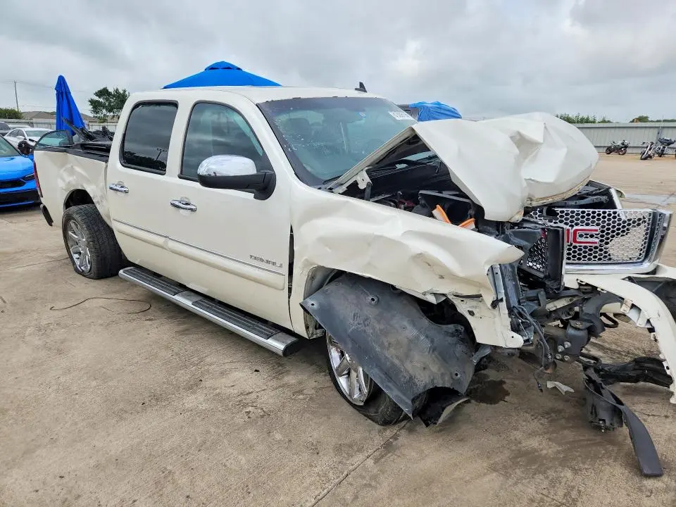 2011 GMC SIERRA K1500 DENALI  