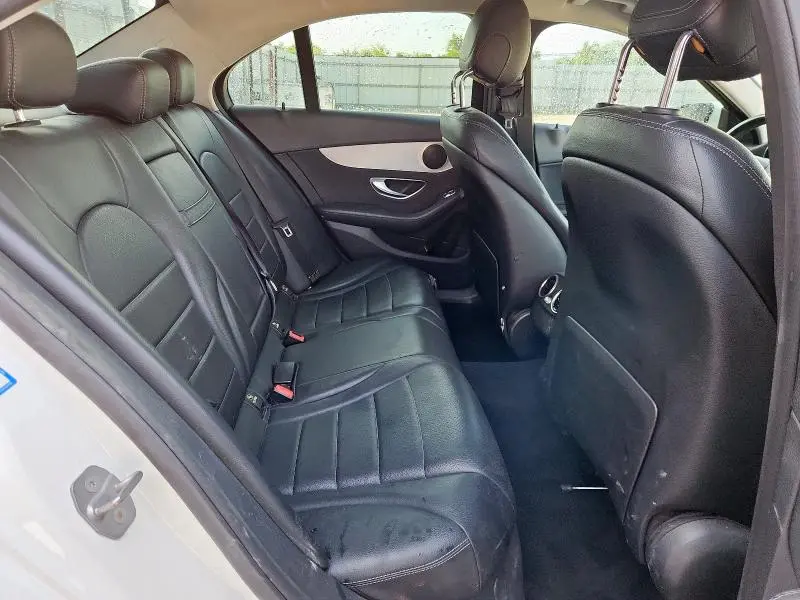 2016 MERCEDES-BENZ C 300  