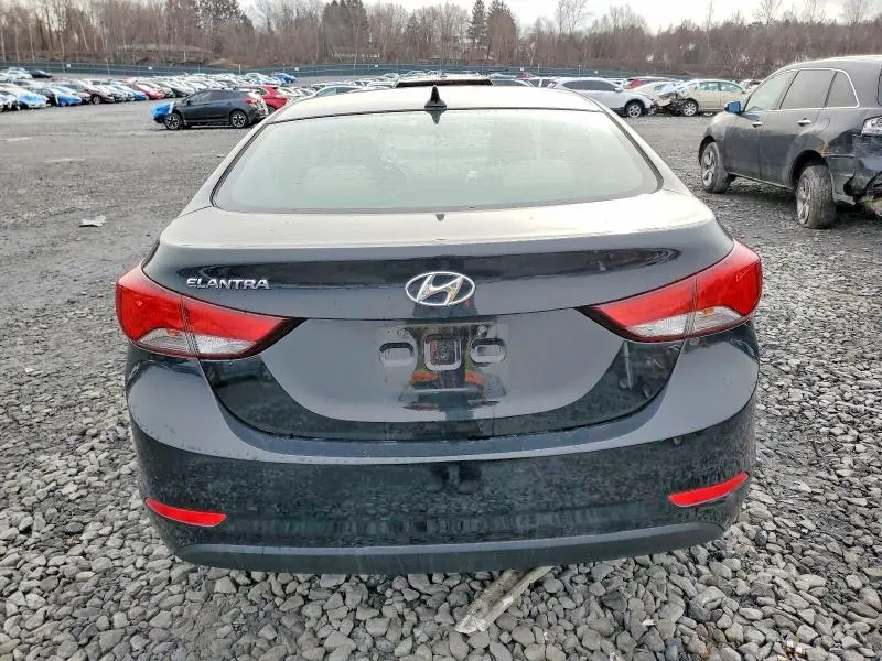 2014 HYUNDAI ELANTRA SE  