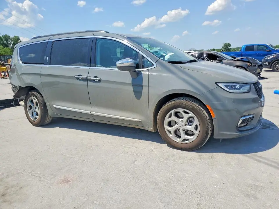 2022 CHRYSLER PACIFICA LIMITED  