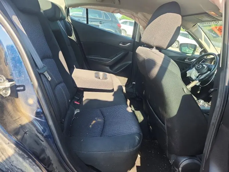 2015 MAZDA 3 TOURING  