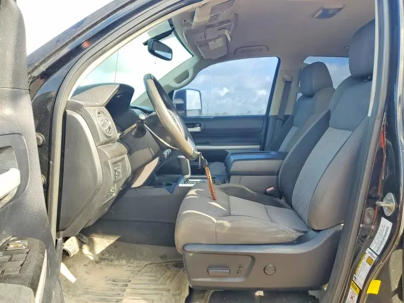 2014 TOYOTA TUNDRA SR5  