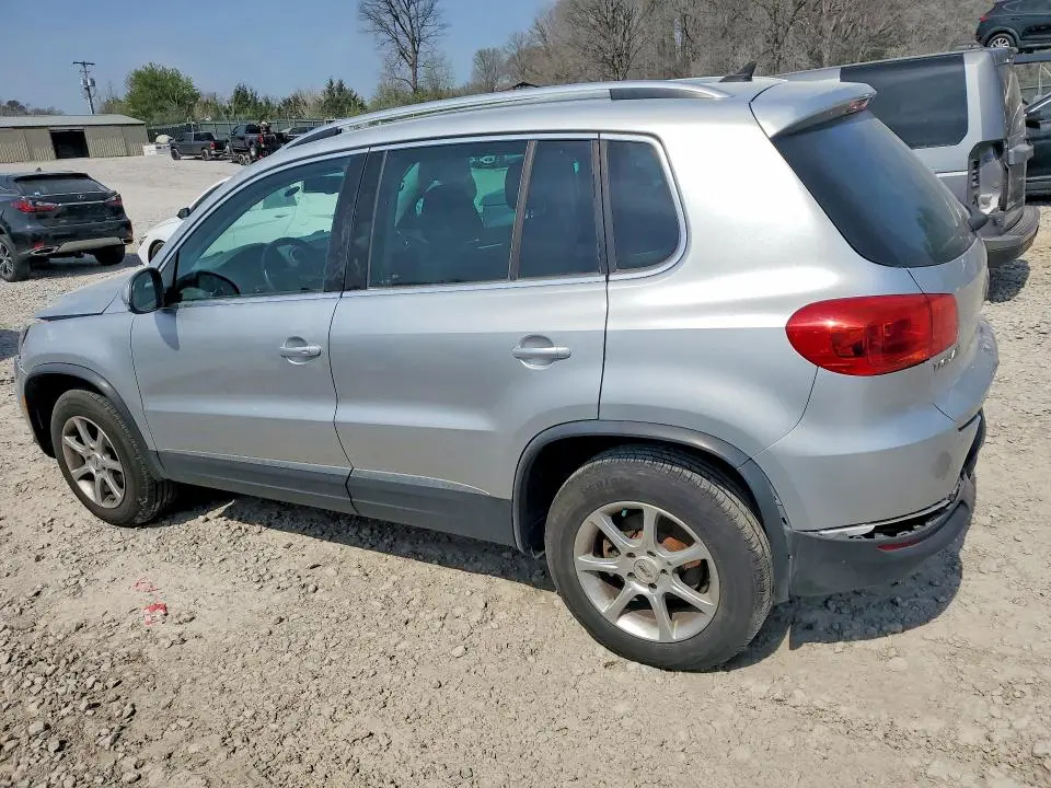 2012 VOLKSWAGEN TIGUAN S  