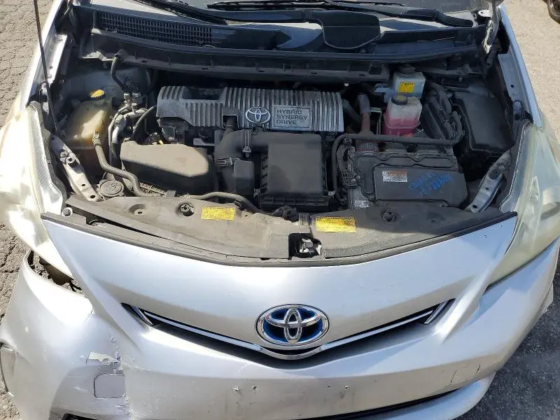 2013 TOYOTA PRIUS V TWO  