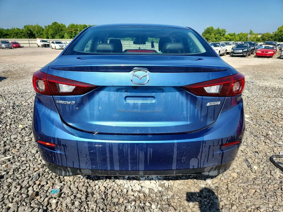 2018 MAZDA 3 TOURING  