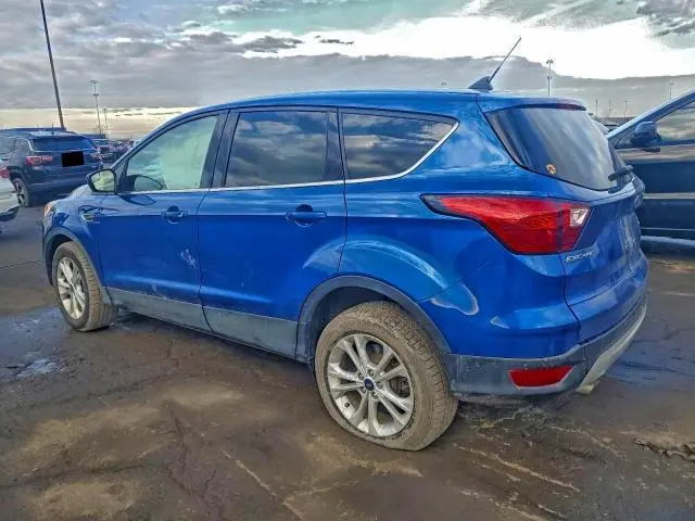 2019 FORD ESCAPE SE  