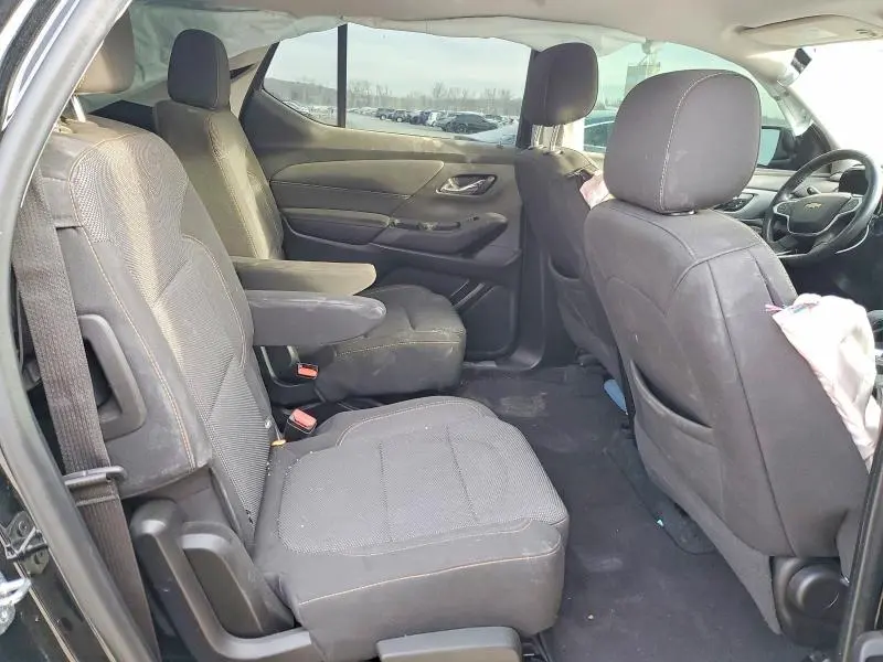 2021 CHEVROLET TRAVERSE LT  