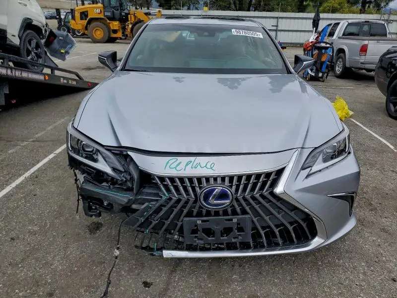 2022 LEXUS ES 300H BASE  