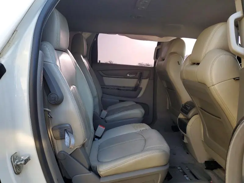 2015 GMC ACADIA SLT-2  