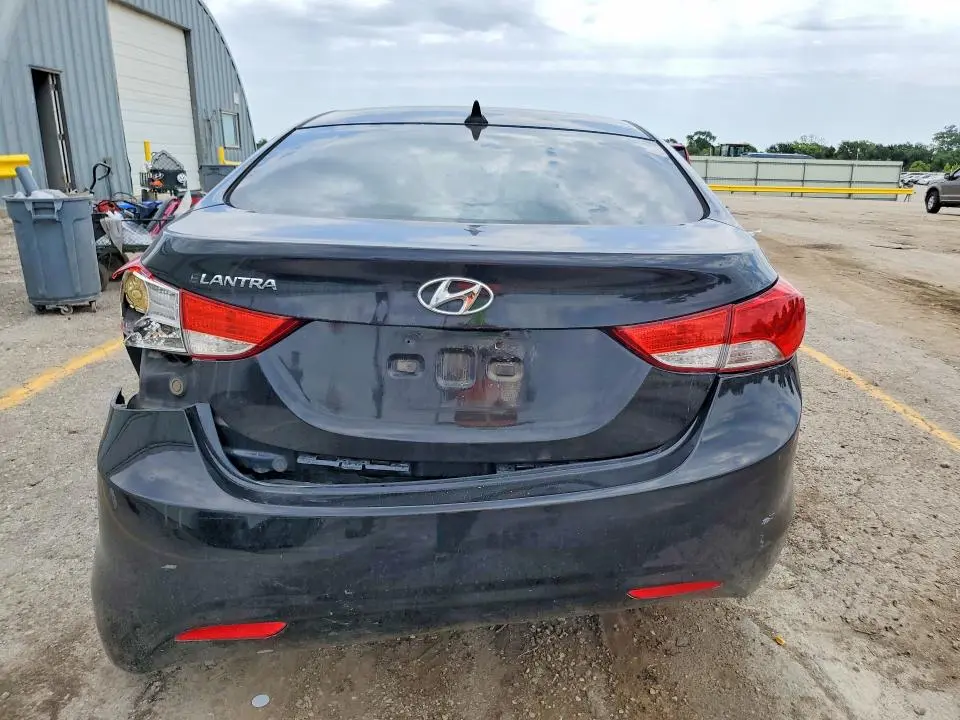 2011 HYUNDAI ELANTRA GLS  