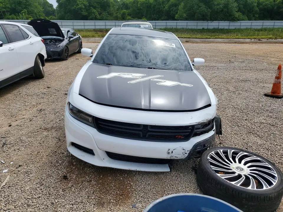 2016 DODGE CHARGER R  