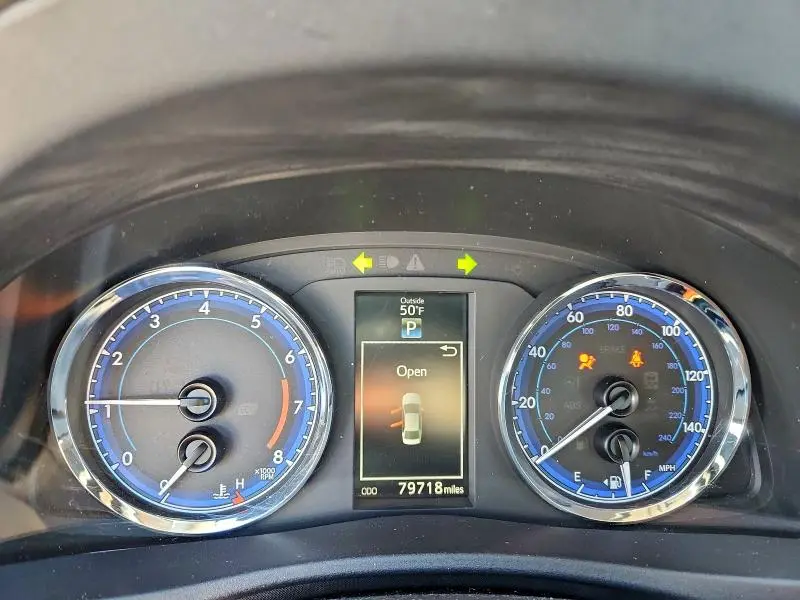 2018 TOYOTA COROLLA L  