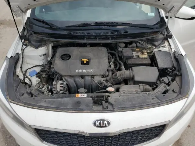 2017 KIA FORTE LX  
