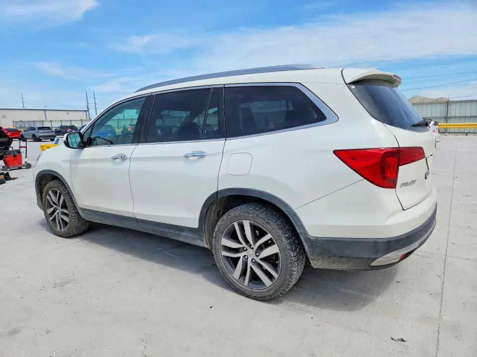 2017 HONDA PILOT ELITE  