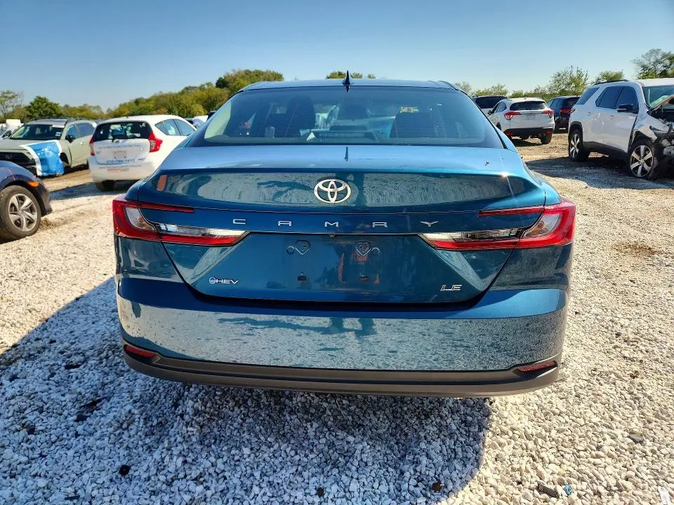 2025 TOYOTA CAMRY LE  