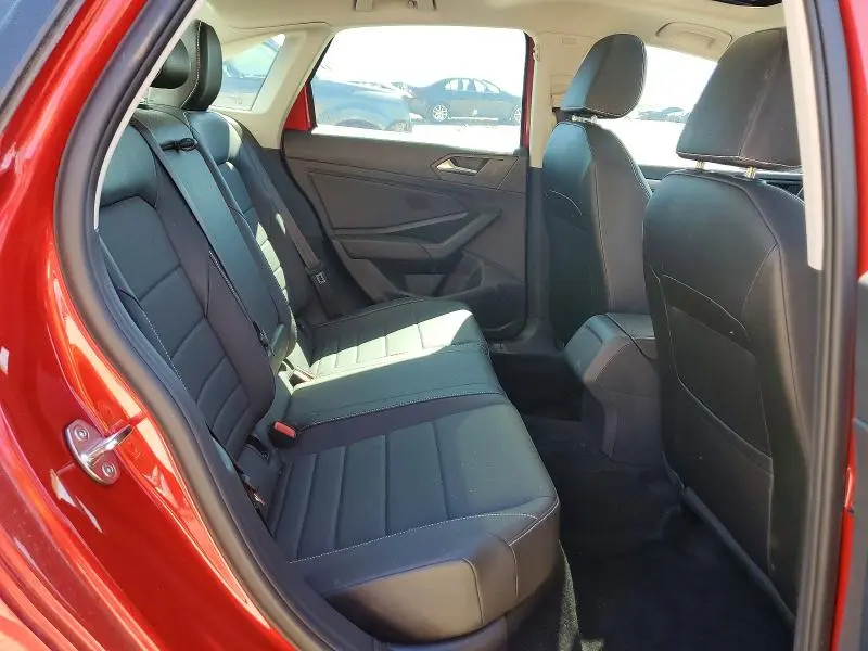 2024 VOLKSWAGEN JETTA SE  