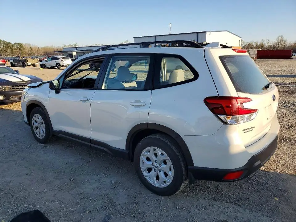 2022 SUBARU FORESTER   